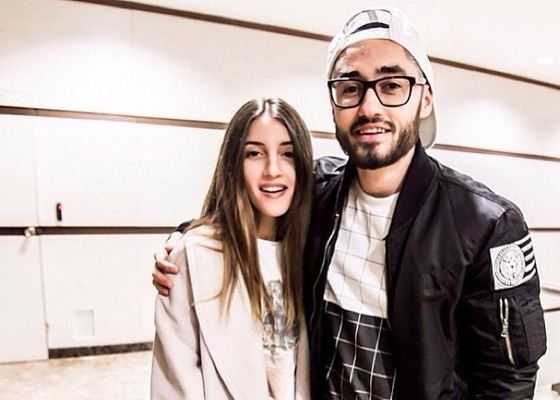 Жена певца мота Страница загружается. Пожалуйста